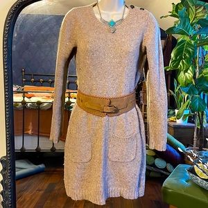 Boden knitted dress. US4